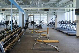 335 E Wacker Dr in Chicago, IL - Building Photo - Building Photo