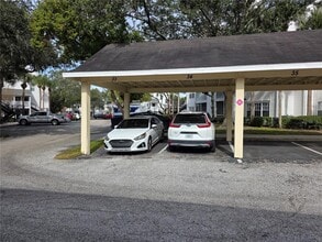 3301 Haviland Ct in Palm Harbor, FL - Foto de edificio - Building Photo