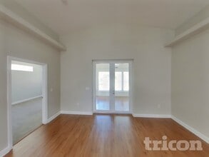 9208 64th Ct E in Parrish, FL - Foto de edificio - Building Photo