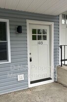 1334 Dreher Ave in Stroudsburg, PA - Building Photo