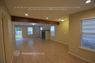 19718 99th St Ct E in Bonney Lake, WA - Foto de edificio - Building Photo