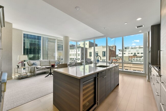 property at 1 Franklin St