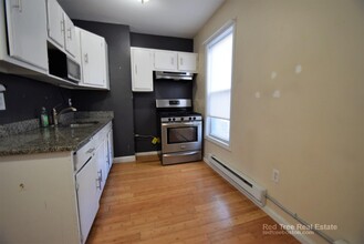 76 Mozart St, Unit 74 #2 in Boston, MA - Building Photo - Building Photo