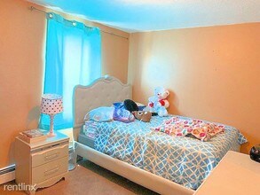 28 Wyman St in Stoughton, MA - Building Photo - Building Photo