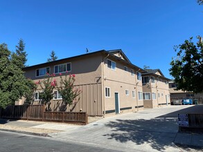 210 Linden St in Redwood City, CA - Building Photo - Building Photo