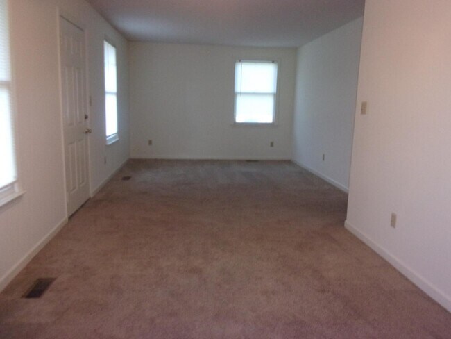 704 Leeville Pike in Lebanon, TN - Building Photo - Building Photo