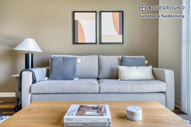 11501 Century Oaks Terrace, Unit FL4-ID105 in Austin, TX - Building Photo - Building Photo