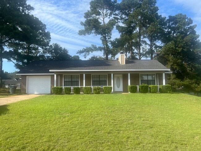 property at 140 Elizabeth Dr