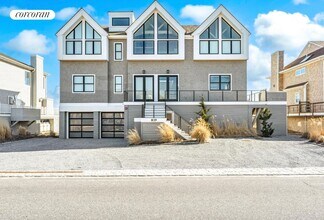 839 Dune Rd in Westhampton Beach, NY - Foto de edificio - Building Photo
