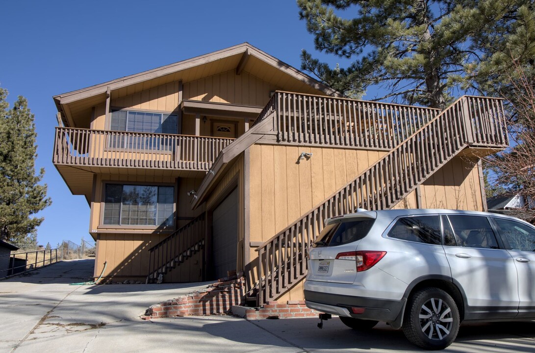 539 Highland Rd in Big Bear Lake, CA - Building Photo