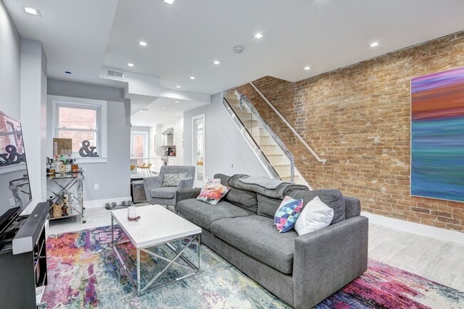 1745 11th St NW in Washington, DC - Foto de edificio - Building Photo