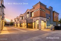 1612 W Medlock Dr in Phoenix, AZ - Foto de edificio - Building Photo