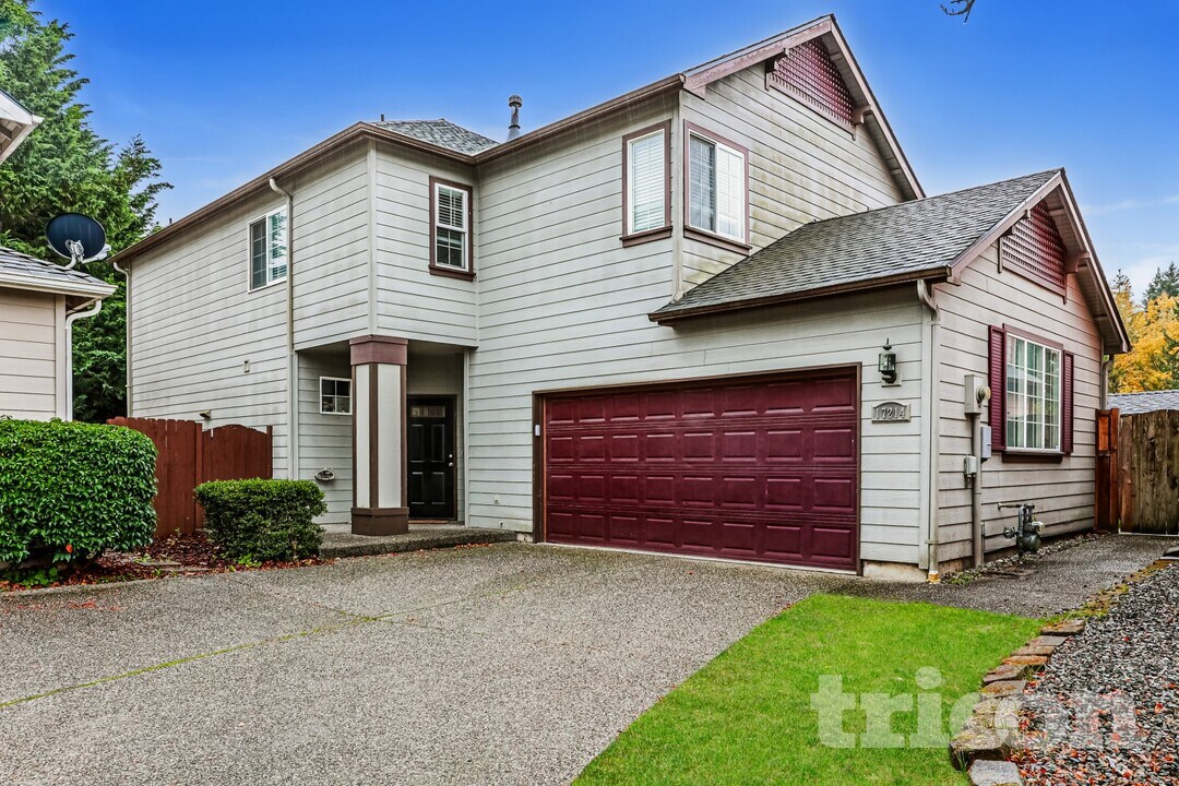 17214 Ironwood St in Arlington, WA - Foto de edificio