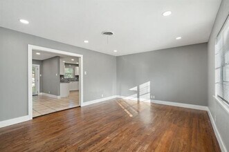 506 Vine St in Euless, TX - Building Photo - Building Photo