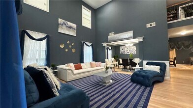 180 Village Green Ct SW in Lilburn, GA - Building Photo - Building Photo