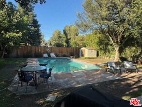 12211 Huston St in Los Angeles, CA - Building Photo - Building Photo