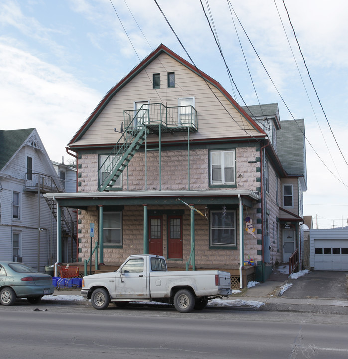 209-211 E 2nd St in Berwick, PA - Building Photo