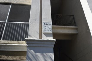 5805 Legacy Crescent Pl in Riverview, FL - Building Photo