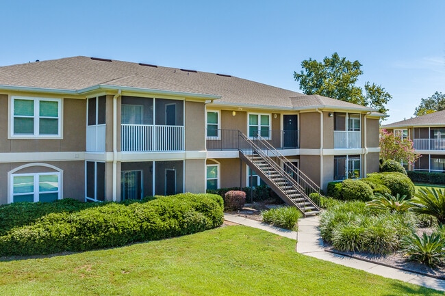 Crestview at Oakleigh Apartments