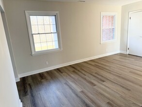 189 Lyttleton Ln in Madison Heights, VA - Foto de edificio - Building Photo