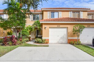 6125 Eaton St in Royal Palm Beach, FL - Building Photo