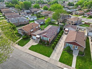 4223 W 82nd St in Chicago, IL - Building Photo - Building Photo