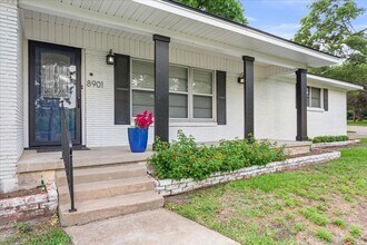 8901 Whippoorwill Dr in Waco, TX - Building Photo - Building Photo