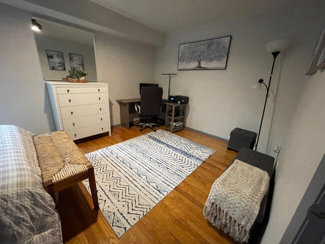 9350 Canterbury Riding in Laurel, MD - Foto de edificio - Building Photo