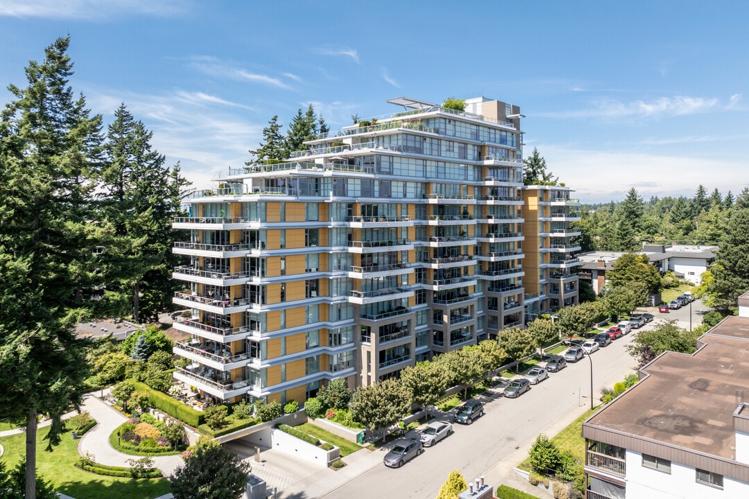 the Beverley in White Rock, BC - Building Photo