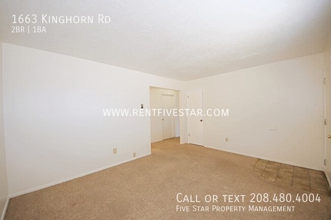 1663 Kinghorn Rd in Pocatello, ID - Foto de edificio - Building Photo