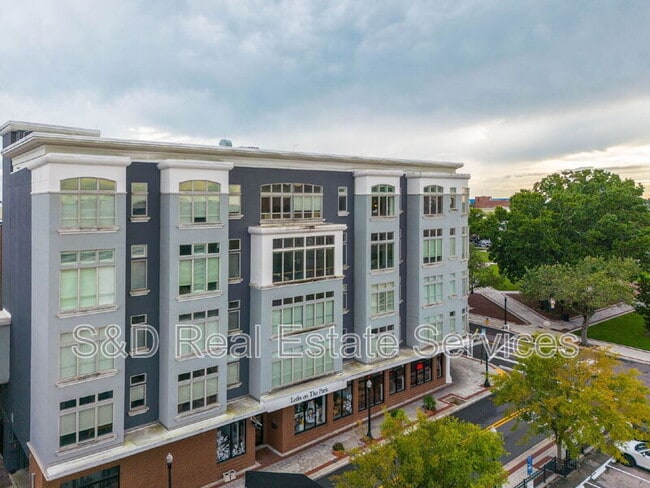 property at 125 N Kentucky Ave