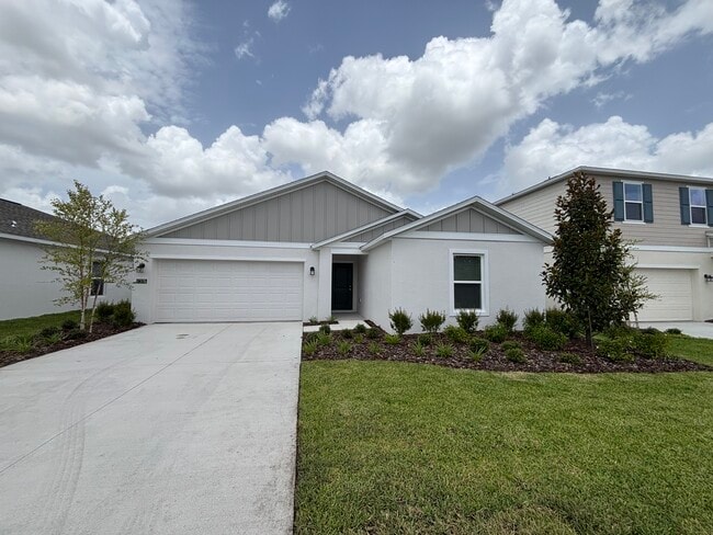 property at 1318 Belle Isle Ln