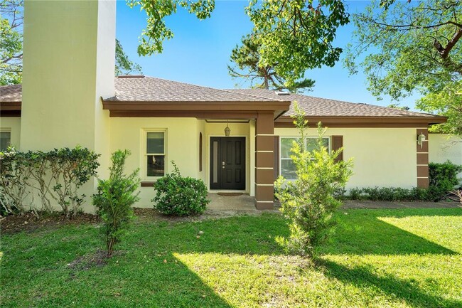243 S Shadowbay Blvd in Longwood, FL - Building Photo - Building Photo