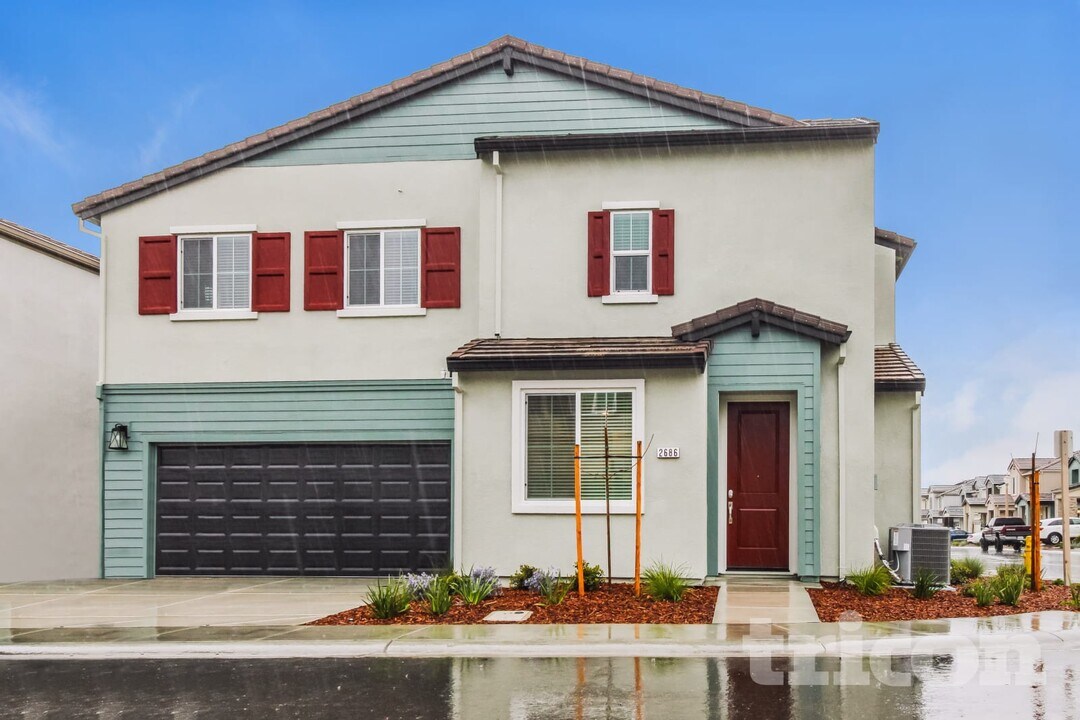 2686 River Rd Ln in Lincoln, CA - Building Photo