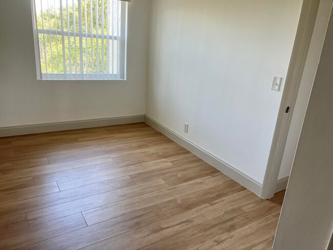 644 NW 13th St in Boca Raton, FL - Building Photo - Building Photo