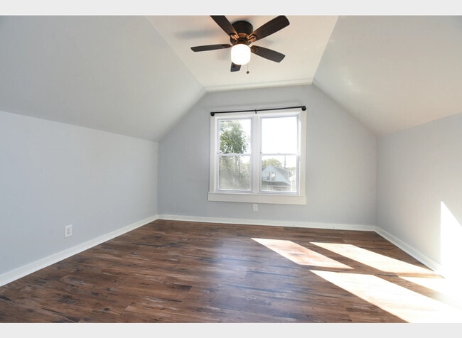 5128 W Henderson St in Chicago, IL - Building Photo - Building Photo