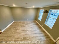 718 N Eden St photo'
