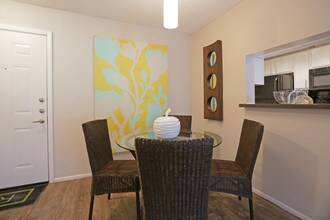 Cielo Apartments in San Antonio, TX - Building Photo - Interior Photo