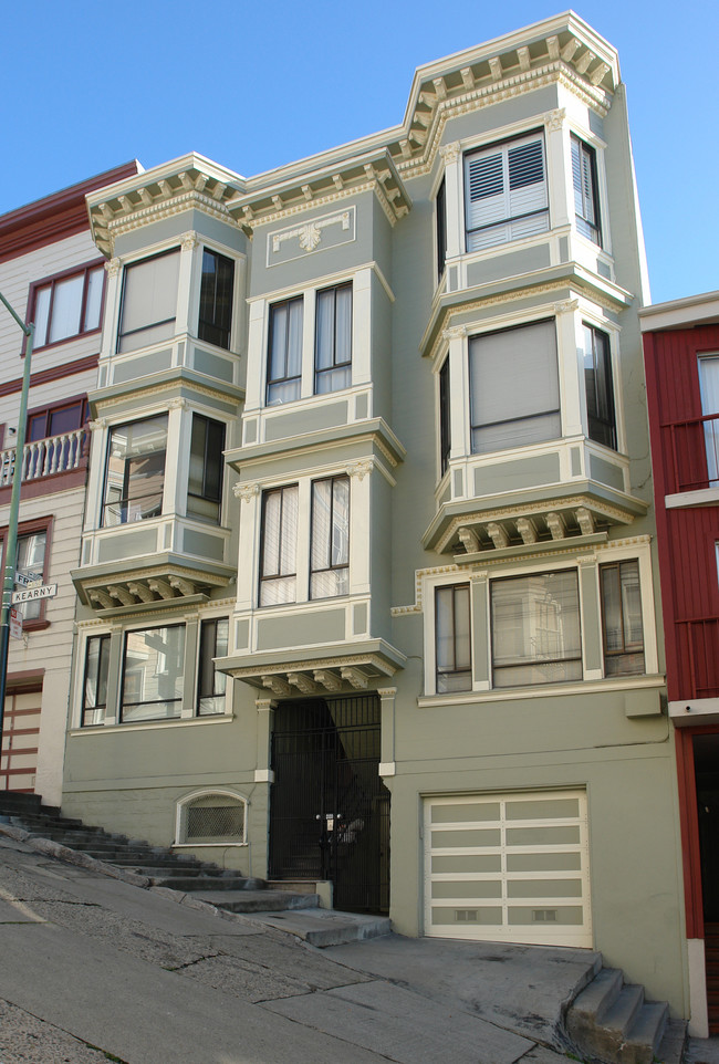 1142 Kearny St in San Francisco, CA - Building Photo - Building Photo