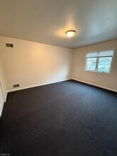 360 Ridge Rd in Lyndhurst, NJ - Building Photo - Building Photo