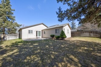 2639 NE Brian Ray Ct in Bend, OR - Building Photo - Building Photo