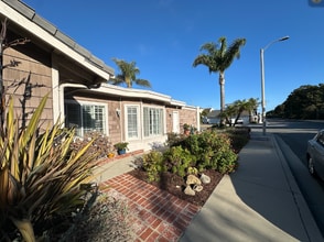 4625 Falkirk Bay in Oxnard, CA - Building Photo - Building Photo