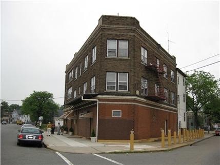 1152-1158 E Broad St in Elizabeth, NJ - Foto de edificio