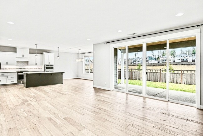 33474 Juniper Ave SE in Black Diamond, WA - Building Photo - Building Photo