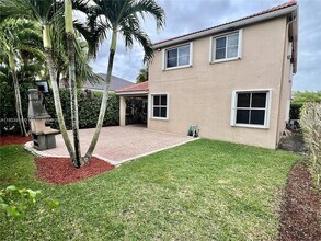 1113 Tupelo Way in Weston, FL - Building Photo - Building Photo