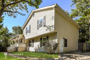 1747 Wingard Dr in Marietta, GA - Building Photo