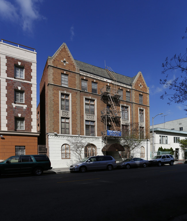 Astor Apartments in Los Angeles, CA - Building Photo - Building Photo