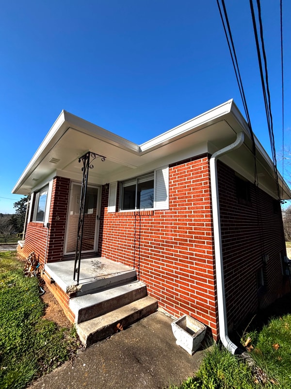 2103 McBrien Rd in East Ridge, TN - Foto de edificio - Building Photo