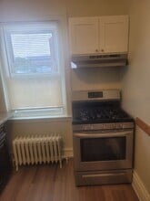 7 E Butler Ave in Ambler, PA - Building Photo - Building Photo