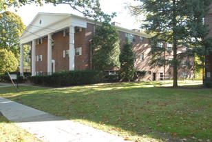317-323 W 8th St in Plainfield, NJ - Building Photo